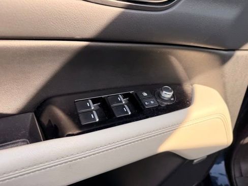 Used 2023 MAZDA CX-5 AWD 2.5 S w/ Premium Package image 11