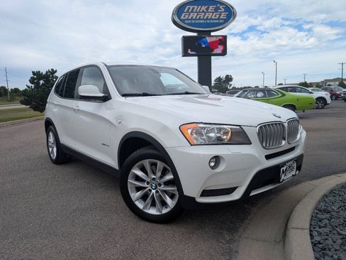 Used 2013 BMW X3 xDrive28i AWD/4WD image 2
