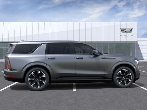 New 2026 Cadillac Escalade IQL Sport 2 AWD/4WD image 5