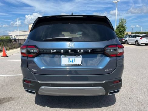 Used 2026 Honda Pilot Elite image 5