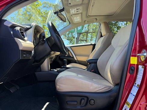 Used 2014 Toyota RAV4 Limited AWD/4WD image 11