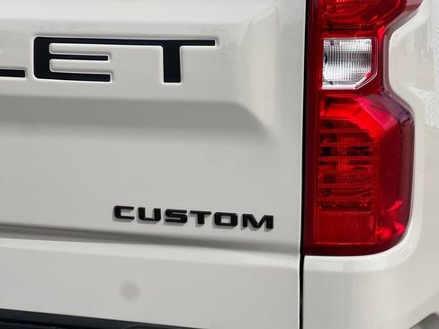 New 2026 Chevrolet Silverado 1500 Custom Trail Boss w/ Dark Appearance Package image 20