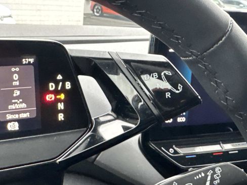 Certified 2024 Volkswagen ID.4 S image 20