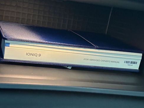 New 2026 Hyundai Ioniq 9 S image 5