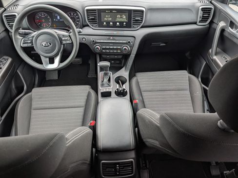 Used 2022 Kia Sportage LX w/ LX FWD Value Edition Package image 22