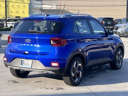 New 2025 Hyundai Venue Limited