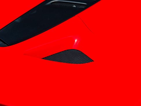 Used 2022 Ferrari F8 Tributo RWD image 31