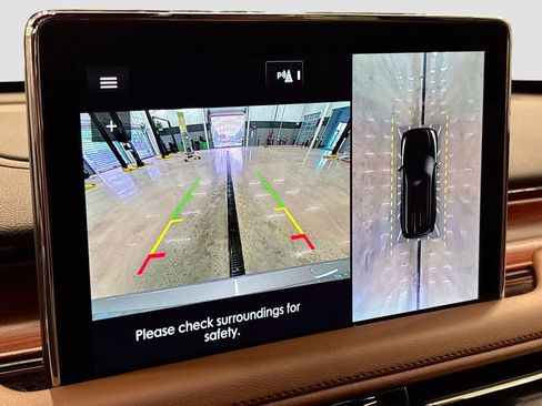 Used 2023 Lincoln Aviator Grand Touring w/ Equipment Group 301A AWD/4WD image 14