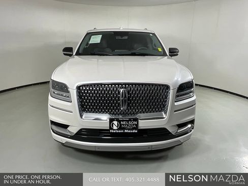 Used 2019 Lincoln Navigator L Select RWD image 2