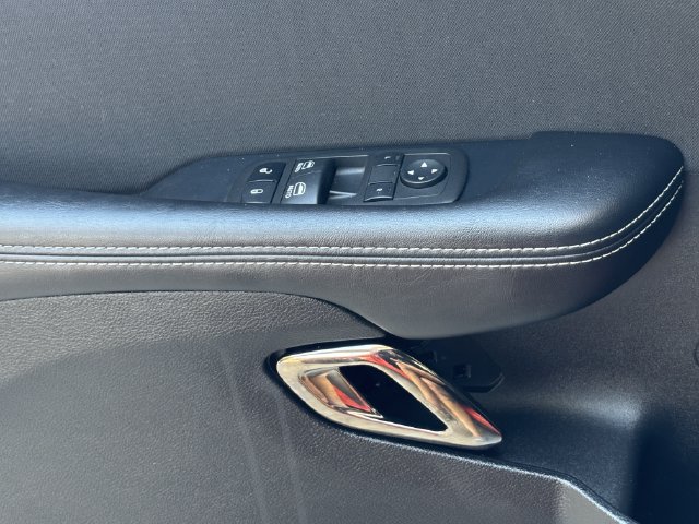 Used 2022 Dodge Challenger SRT Hellcat RWD image 17