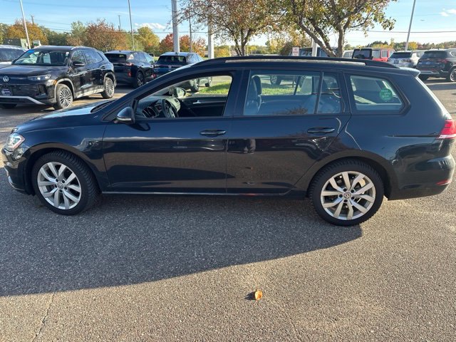 Used 2019 Volkswagen Golf SE FWD image 6