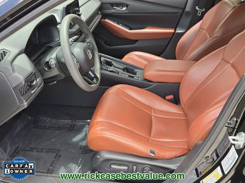 Used 2023 Honda Accord EX image 10