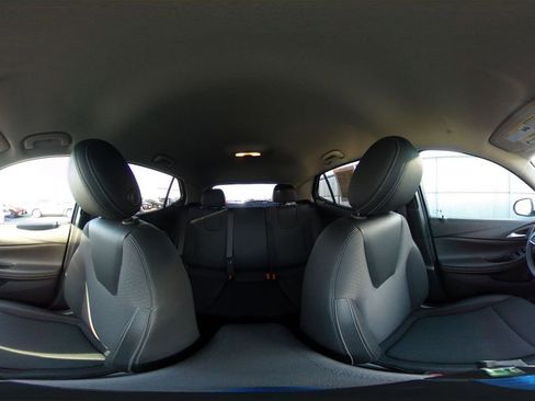 Used 2025 Buick Encore GX Preferred image 41