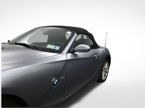 Used 2007 BMW Z4 3.0i image 11