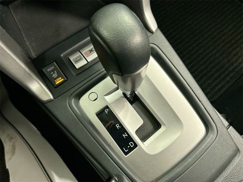 Used 2016 Subaru Forester 2.5i Limited image 18