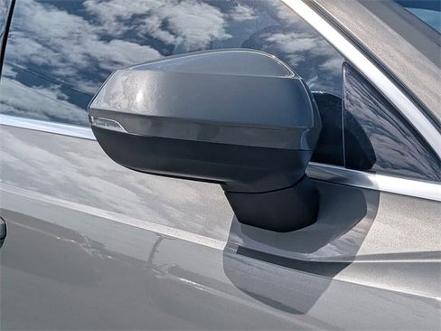 Used 2020 Audi Q3 2.0T Premium Plus w/ Premium Plus Package image 10