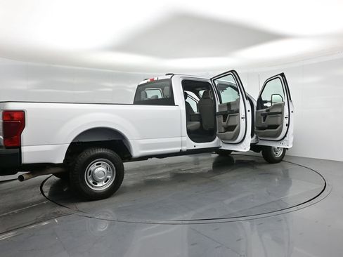 Certified 2022 Ford F250 XL w/ Power Equipment Group image 6