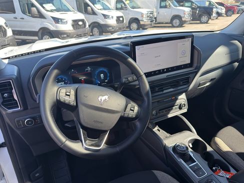 Used 2025 Ford Bronco Sport Big Bend w/ Convenience Package image 9