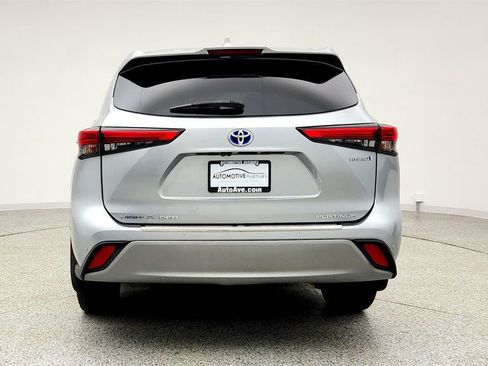 Used 2020 Toyota Highlander Platinum AWD/4WD image 6