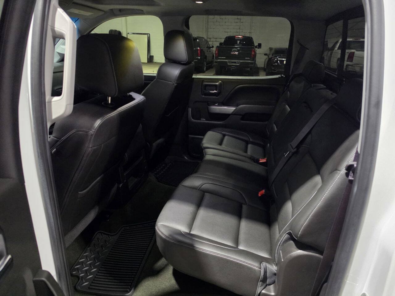 Used 2017 Chevrolet Silverado 1500 LTZ Z71 AWD/4WD image 38