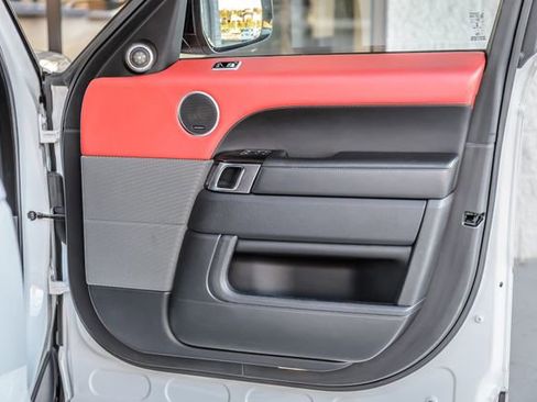 Used 2018 Land Rover Range Rover Sport Supercharged image 55