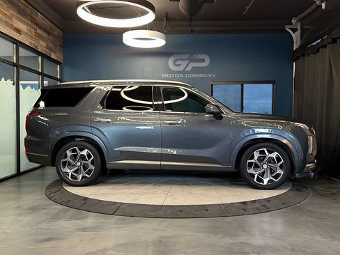 Used 2022 Hyundai Palisade Calligraphy AWD/4WD image 2