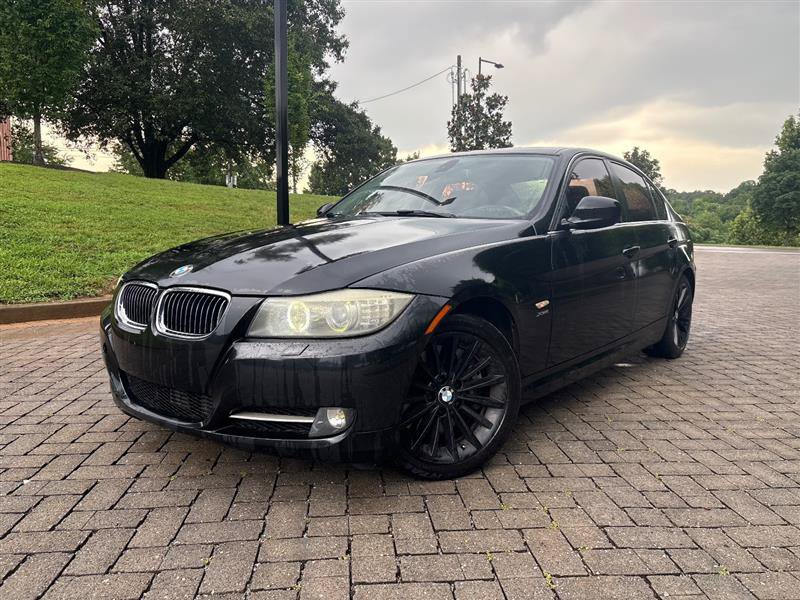 Used 2011 BMW 335i xDrive Sedan AWD/4WD image 1