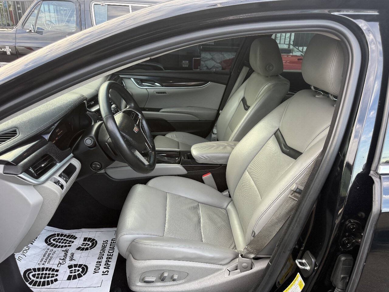 Used 2016 Cadillac XTS Luxury AWD/4WD image 10