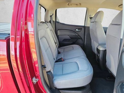 Used 2018 Chevrolet Colorado LT w/ LT Convenience Package image 18