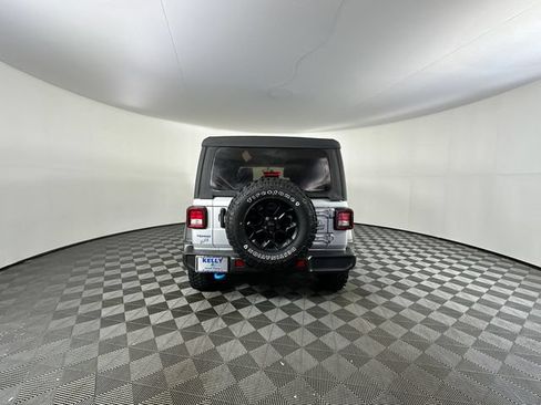 Used 2023 Jeep Wrangler Unlimited w/ Convenience Group AWD/4WD image 7