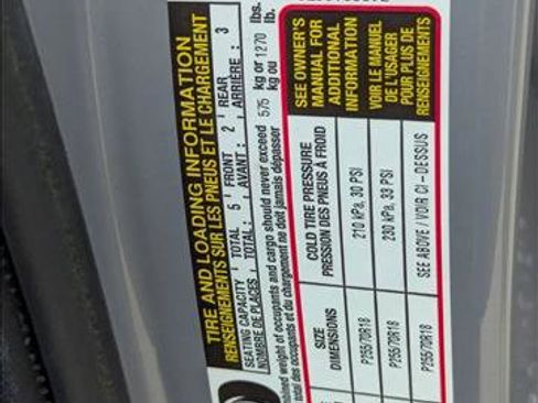 Used 2021 Toyota Tundra SR5 w/ SR5 Leather Package AWD/4WD image 17