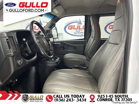 Used 2023 Chevrolet Express 3500 LS RWD image 29