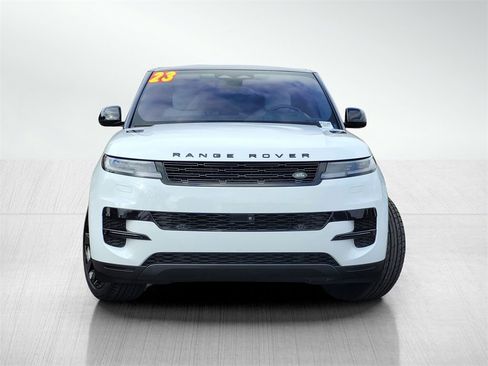 Used 2023 Land Rover Range Rover Sport SE image 2