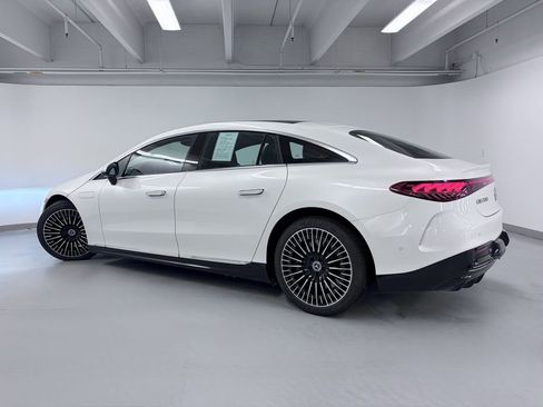 Used 2022 Mercedes-Benz EQS 580 4MATIC Sedan image 7