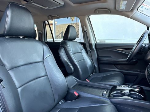 Used 2020 Honda Pilot Touring image 31