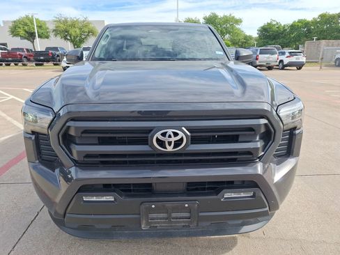 Used 2024 Toyota Tacoma SR5 image 9