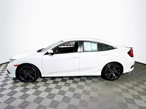 Used 2019 Honda Civic Sport image 4