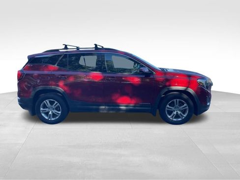 Used 2018 GMC Terrain SLE w/ Driver Convenience Package image 4