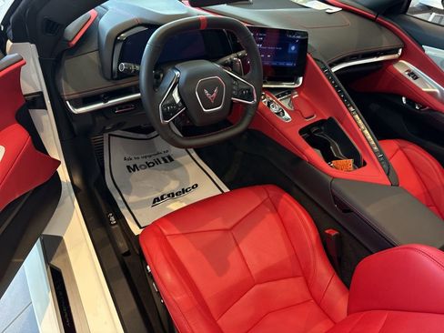 Used 2024 Chevrolet Corvette Stingray Preferred Cpe w/ Z51 Performance Package RWD image 11