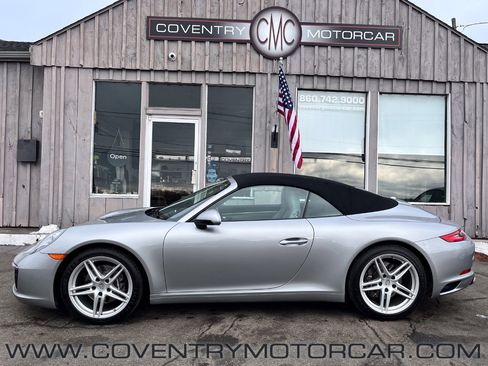 Used 2018 Porsche 911 Carrera image 2