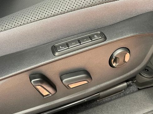 Used 2024 Volkswagen ID.4 Pro S image 24