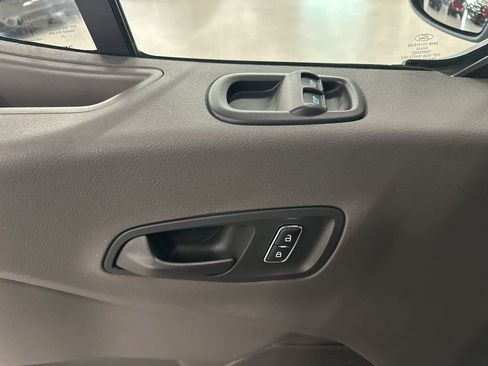 Used 2024 Ford Transit 350 XLT image 21