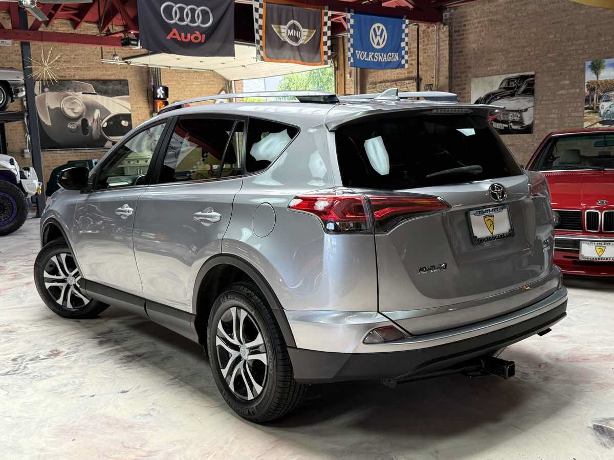 Used 2018 Toyota RAV4 LE w/ All Weather Liner Package AWD/4WD image 6