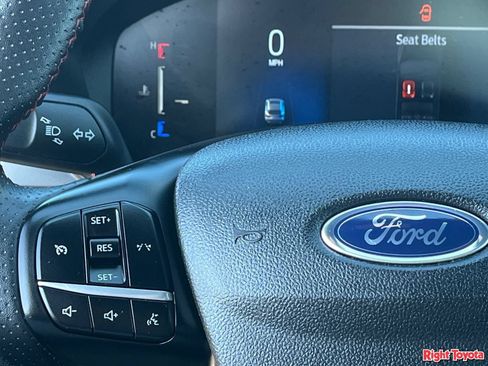 Used 2025 Ford Escape ST-Line FWD image 22