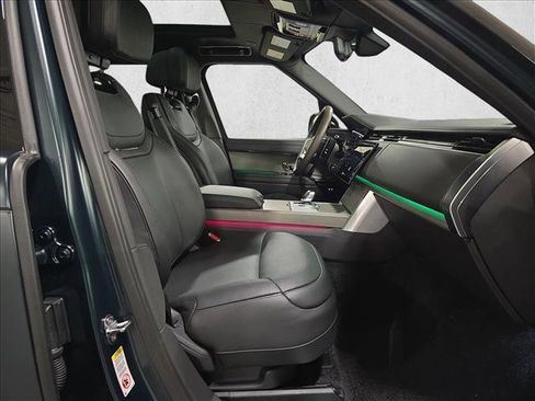 New 2026 Land Rover Range Rover SV image 10