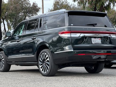 Certified 2022 Lincoln Navigator L Black Label image 6