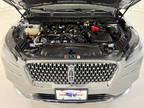 Used 2022 Lincoln Corsair Reserve w/ Elements Package image 31