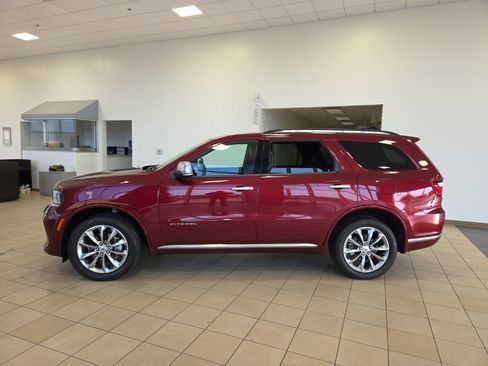 Used 2023 Dodge Durango Citadel image 1