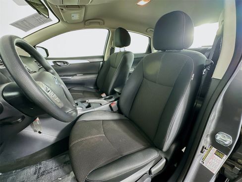 Used 2017 Nissan Sentra S image 18