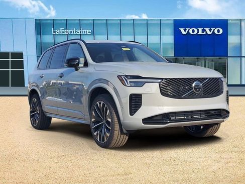 New 2026 Volvo XC90 T8 Ultra w/ Lounge Package AWD/4WD image 3